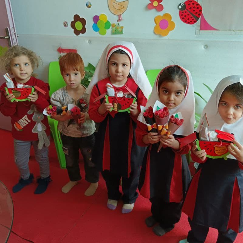 مهدکودک و پیش دبستانی شفق