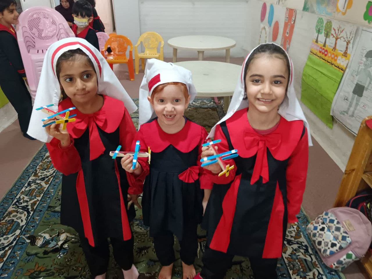 مهدکودک و پیش دبستانی شفق